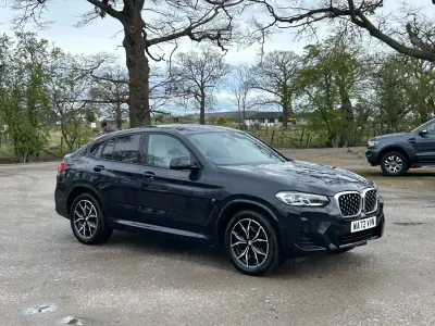 Usado BMW X4 M Sport 190 CV (139 kW) 2022 Negro SUV