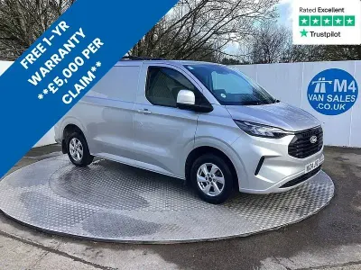 Begagnad Ford Transit Custom Limited 136 HK (100 kW) 2024 Silver Van