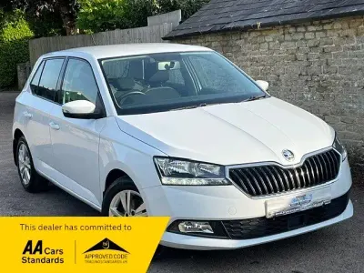 Begagnad Skoda Fabia SE 95 HK (69 kW) 2020 Vit Halvkombi