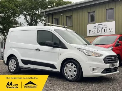 Used Ford Transit Connect Trend 100 HP (73 kW) 2018 White MPV