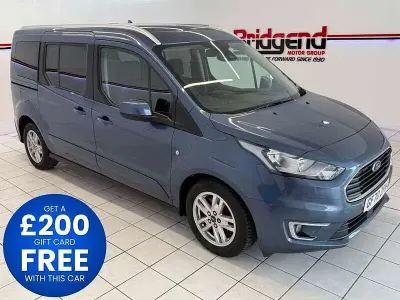 Used Ford Grand Tourneo Connect Titanium 120 HP (88 kW) 2020 Blue MPV