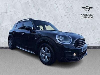 Black Used 2019 Mini Cooper Countryman Classic SUV | £15,270 (Fair price)