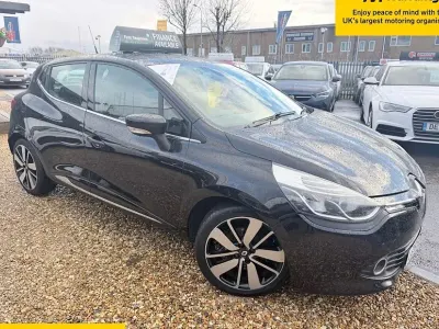Used Renault Clio Dynamique 90 HP (66 kW) 2015 Black Hatchback