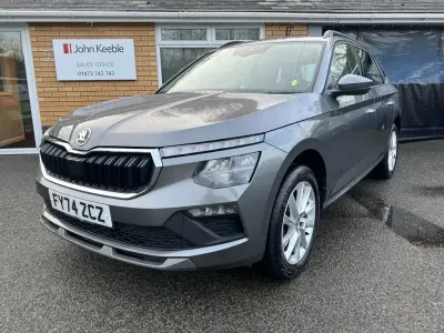 Käytetty Skoda Kamiq SE 116 HP (85 kW) 2024 Harmaa Katumaasturi