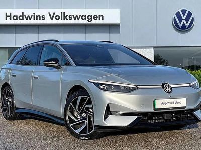 Silver Used 2025 VW ID.7 Pro Estate | £40,995 (Expensive)