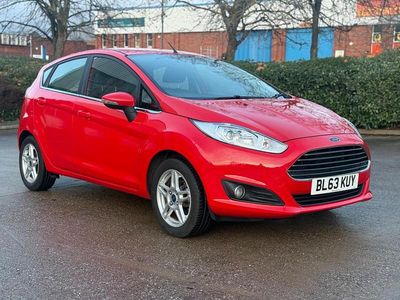 Used Ford Fiesta Zetec 82 HP (60 kW) 2014 Red Hatchback
