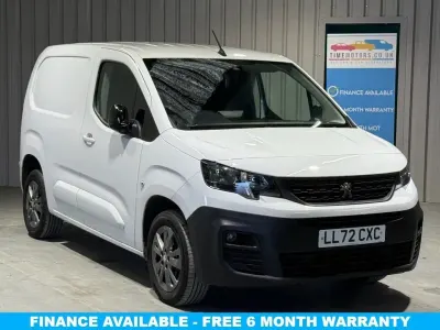 Used Peugeot Partner Premium 131 HP (96 kW) 2022 White MPV