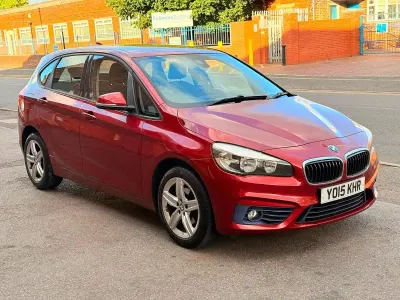 Used BMW 218 Sport Line 2015 Red Hatchback