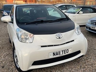 Toyota iQ