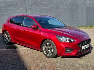 Used Ford Focus ST-Line 125 HP (91 kW) 2020 Red Hatchback