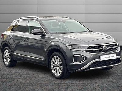 Usado VW T-Roc Style 150 HP (110 kW) 2023 Cinzento SUV