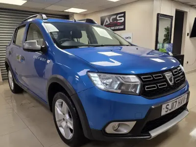 Used Dacia Sandero Stepway Ambiance 90 HP (66 kW) 2017 Blue Hatchback