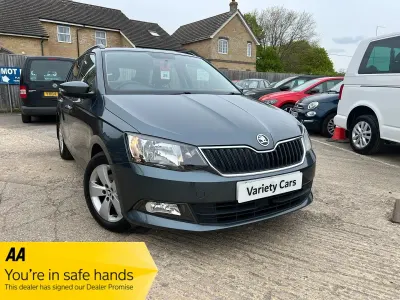 Used Skoda Fabia SE 90 HP (66 kW) 2015 Grey Estate