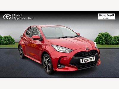 Used Toyota Yaris Hybrid Design 2024 Red Hatchback