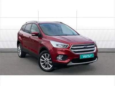 Begagnad Ford Kuga Titanium 180 HK (132 kW) 2019 Röd SUV
