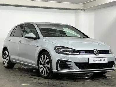 Used VW Golf VII Advance 204 HP (150 kW) 2018 Silver Hatchback