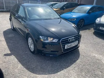 Usado Audi A3 110 CV (80 kW) 2016 Negro Utilitario