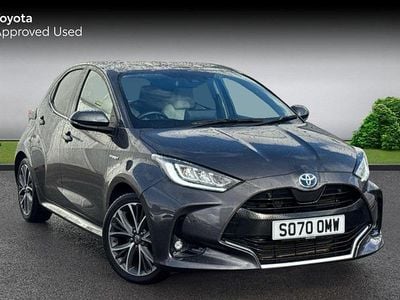 Used Toyota Yaris Hybrid 116 HP (85 kW) 2020 Decuma grey
