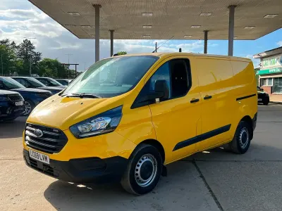 Used Ford Transit Custom S 130 HP (95 kW) 2019 Yellow Van