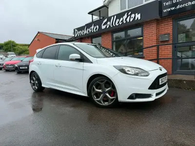 Used Ford Focus ST 2013 White Hatchback
