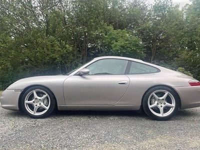 Porsche 911 Carrera 4