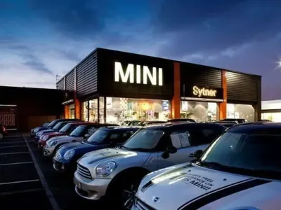 Używany Mini Cooper Hatch 134 KM (98 kW) 2023 Czarny Hatchback