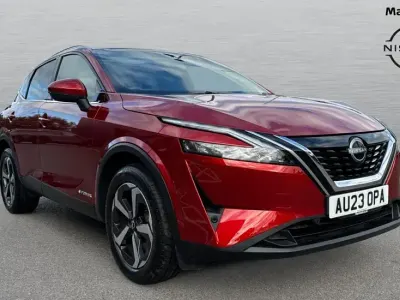 Used Nissan Qashqai N-Connecta 190 HP (139 kW) 2023 Red SUV