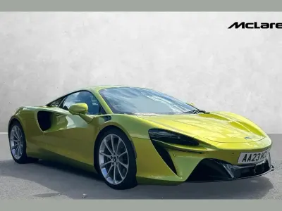 Used McLaren Artura 680 HP (500 kW) 2023 Green Coupe