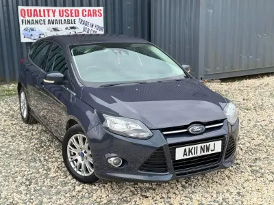 Used Ford Focus Titanium 115 HP (84 kW) 2011 Grey Hatchback