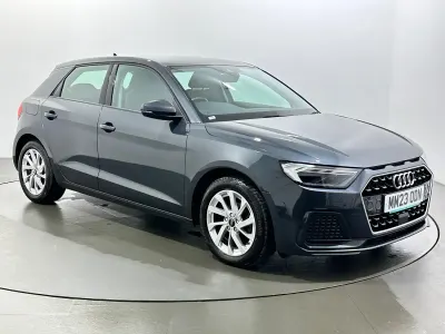 Usado Audi A1 Sportback Sport 110 CV (80 kW) 2023 Gris Utilitario