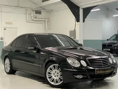Begagnad Mercedes E200