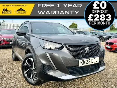 Begagnad Peugeot 2008 Allure+ 2023 Grå SUV
