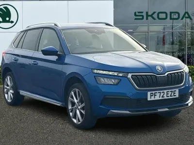 Usado Skoda Kamiq SE L Executive 108 HP (79 kW) 2022 Azul SUV