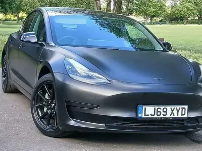 Used Tesla Model 3 Standard Range 177 kW (241 HP) 2019 Black Sedan