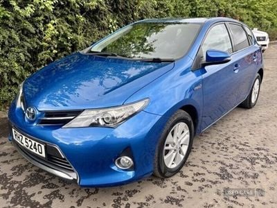 Toyota Auris Hybrid