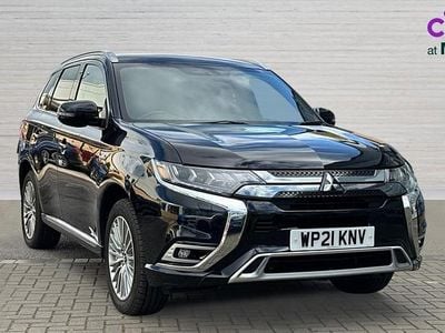 Usado Mitsubishi Outlander P-HEV 224 HP (164 kW) 2021 Preto SUV