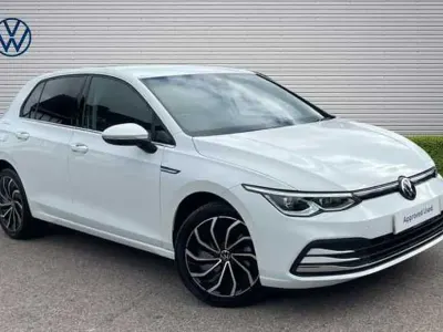 Used VW Golf VIII Edition 150 HP (110 kW) 2023 White Hatchback