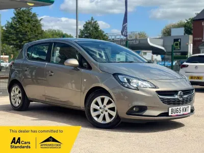 Used Vauxhall Corsa Design Edition 90 HP (66 kW) 2015 Brown Hatchback