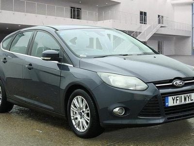 Used Ford Focus Titanium 150 HP (110 kW) 2011 Grey Hatchback