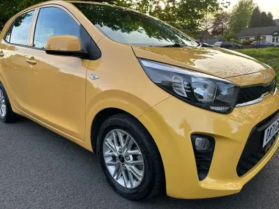 Used Kia Picanto 67 HP (49 kW) 2021 Yellow Hatchback