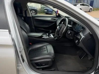 Begagnad BMW 530 Comfort Edition 2018 Silver Kombi