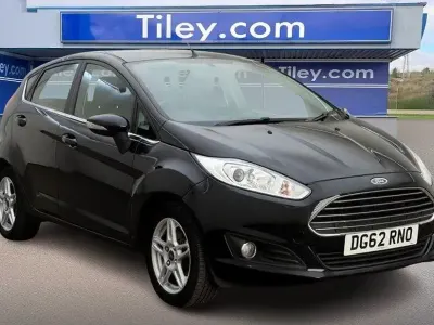 Used Ford Fiesta Zetec 103 HP (75 kW) 2013 Black Hatchback