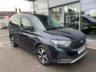 Used Ford Tourneo Connect Active 122 HP (89 kW) 2023 Blue MPV