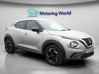 Używany Nissan Juke N-Connecta 114 KM (83 kW) 2023 Srebrny SUV
