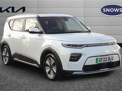 White Used 2022 Kia Soul SUV | £15,999 (Fair price)