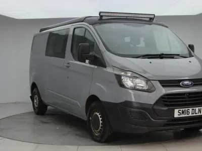 Used Ford Transit Custom 125 HP (91 kW) 2016 Red Van