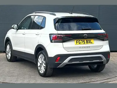 Usado VW T-Cross Match 115 HP (84 kW) 2025 Cinzento SUV