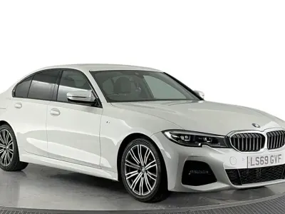 Begagnad BMW 320 M Sport 184 HK (135 kW) 2019 Vit Sedan