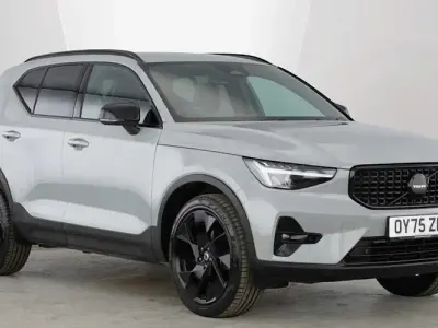 Used Volvo XC40 Plus 163 HP (119 kW) 2025 Grey SUV