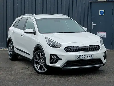 Used Kia Niro 139 HP (102 kW) 2022 White SUV